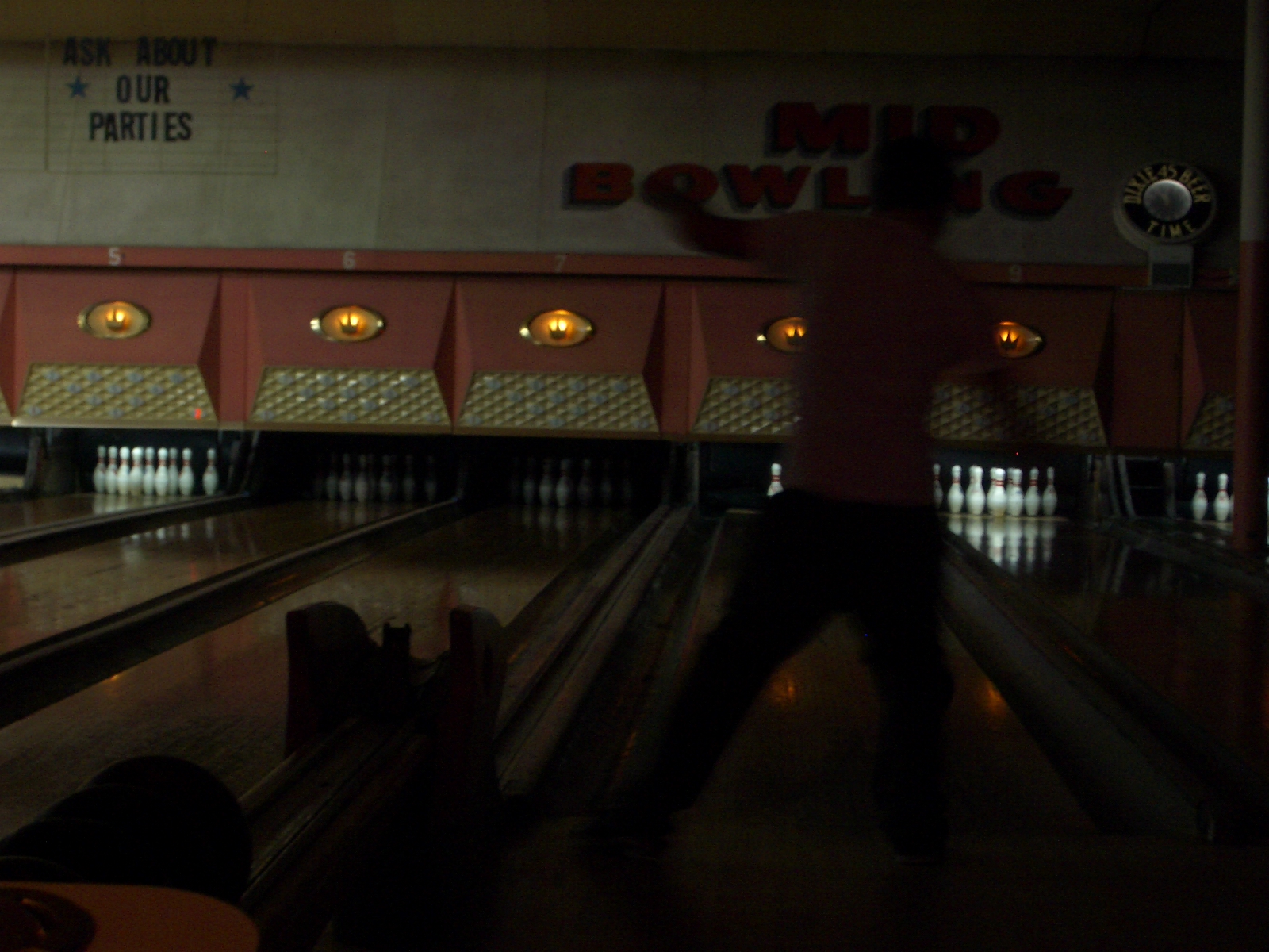 Bowling Rock n Bowl. Rock-n-Bowl.