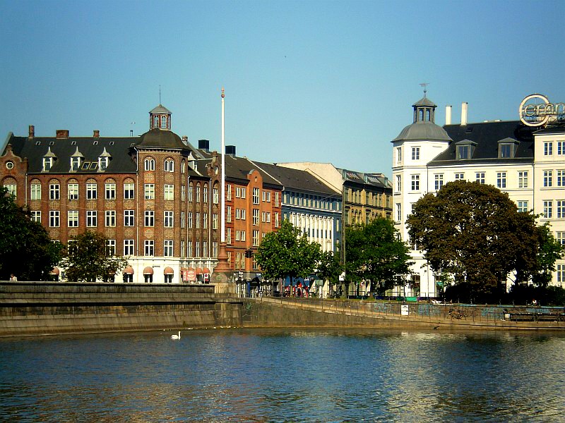 File:Nørrebrogade - beginning.jpg