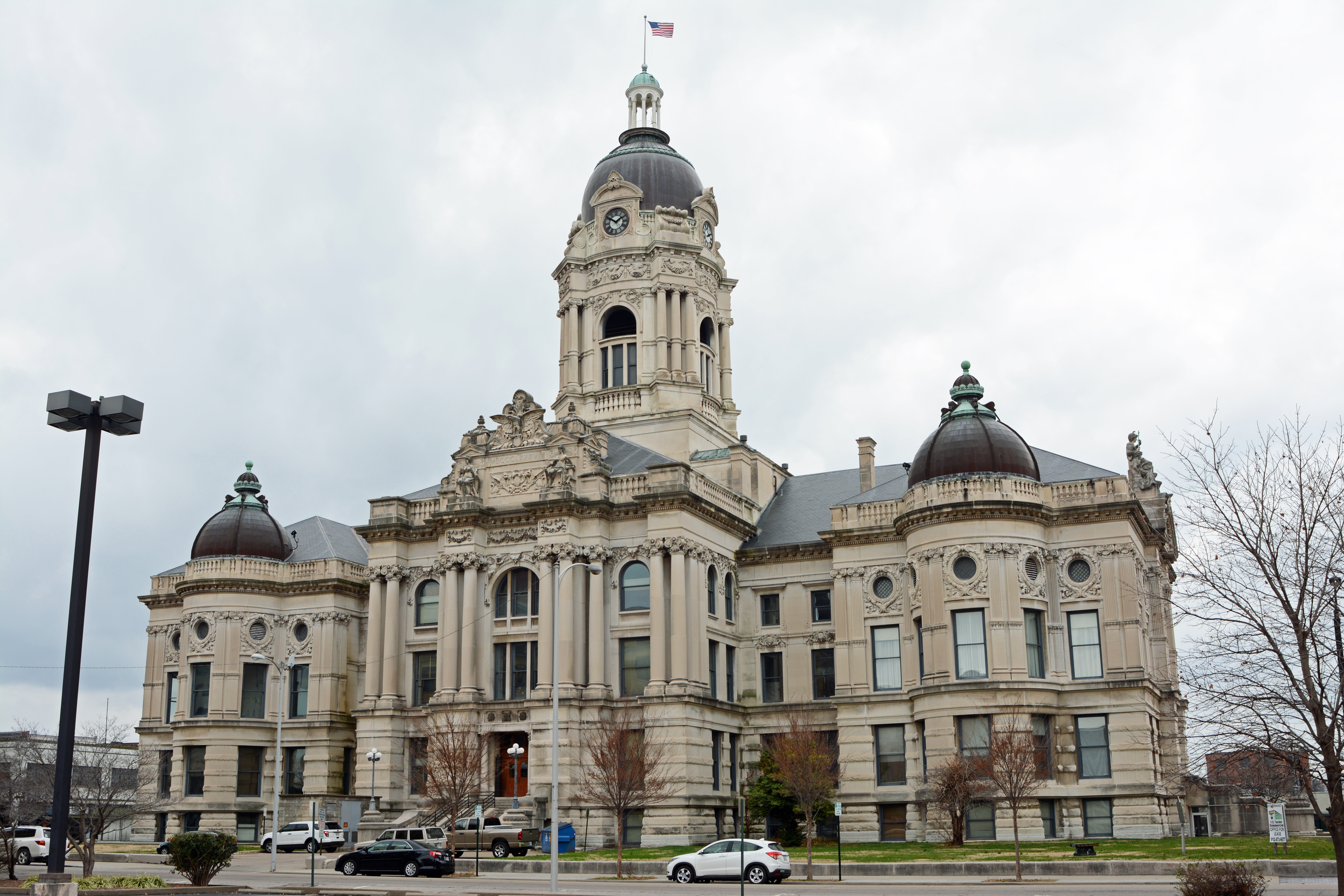 Photo of Old Vanderburgh County Courthouse