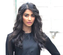 File:Pooja Hegde at 'Mohenjo Daro' promotions (cropped).jpg - Wikimedia  Commons