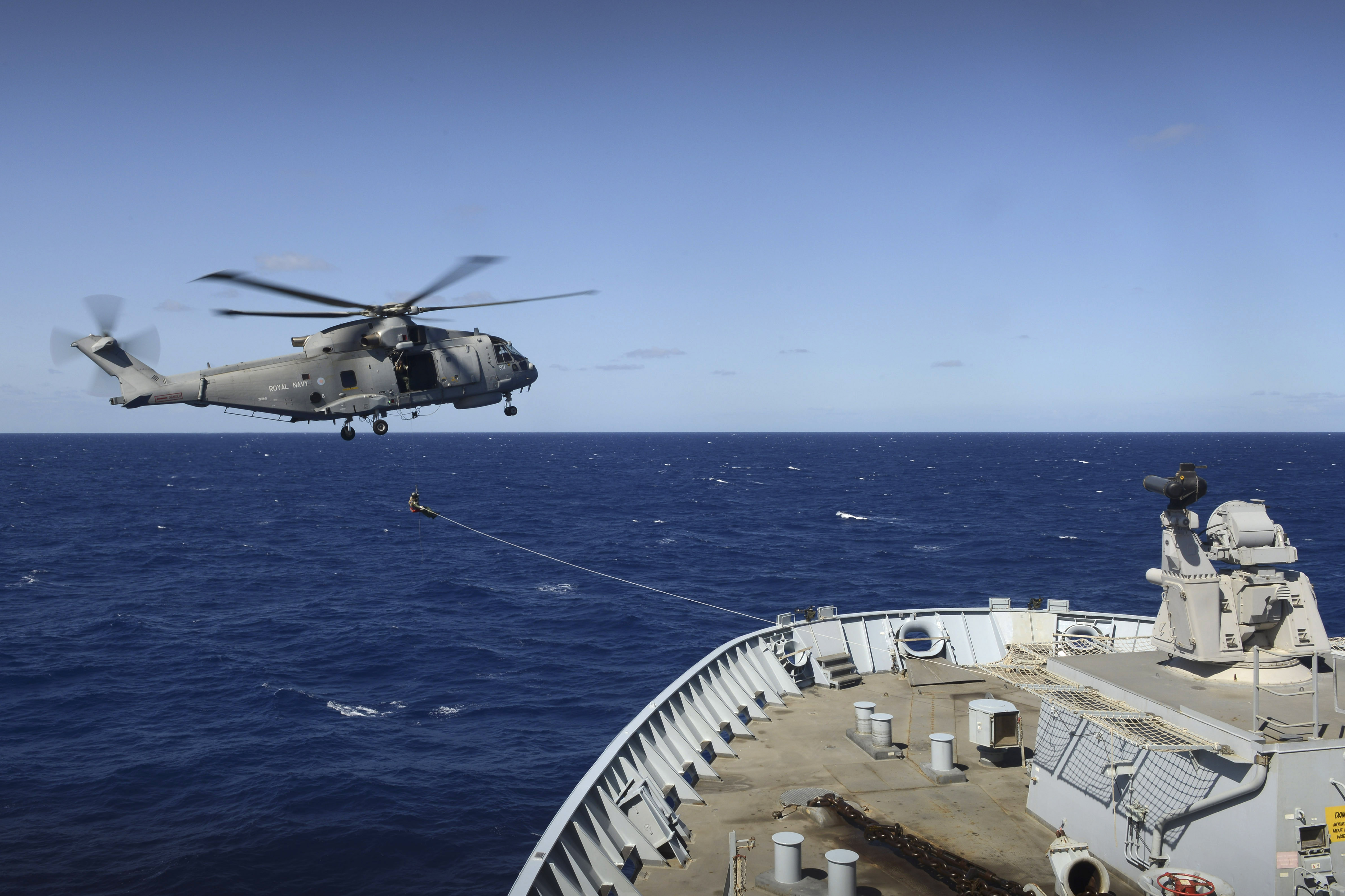 Air naval. Merlin mk2. 784 Naval Air Squadron. Royal Navy Flying Squadron. HMS Bulwark l15.