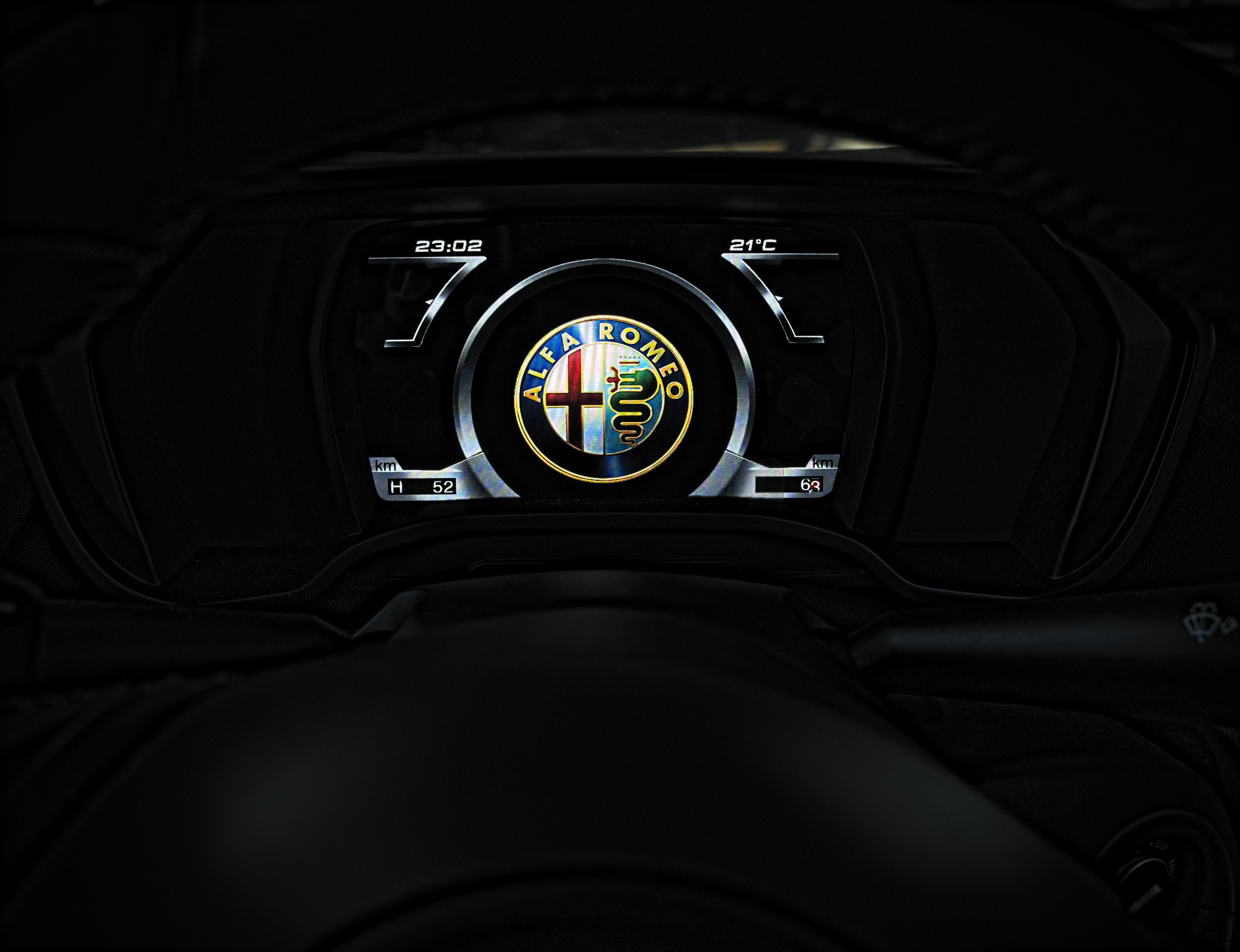 File:Alfa Romeo 4C cockpit.jpg - Wikipedia