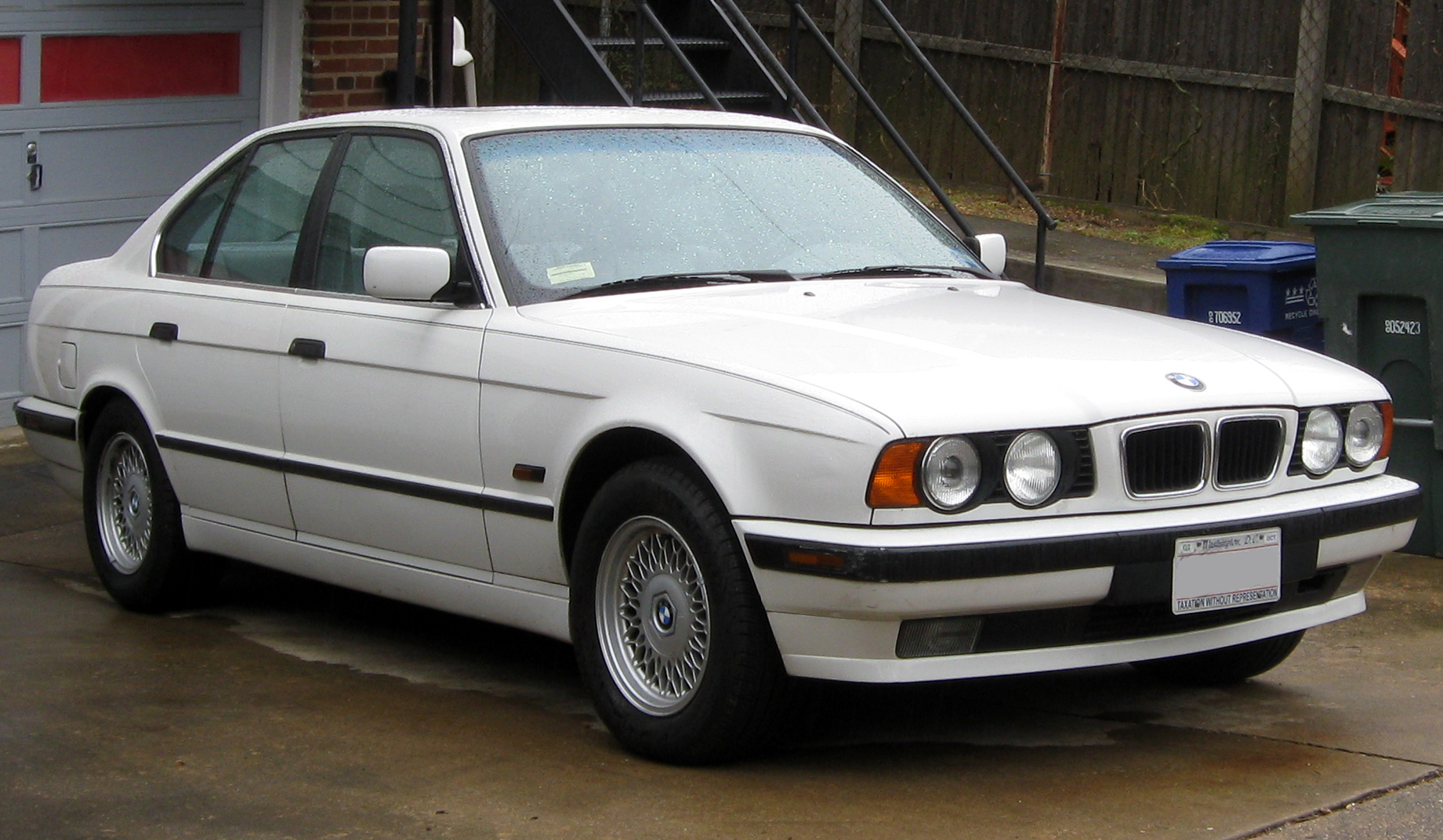 BMW 5 Series (E34) #
