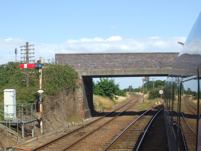 File:Berney Arms branch - geograph.org.uk - 1412561.jpg