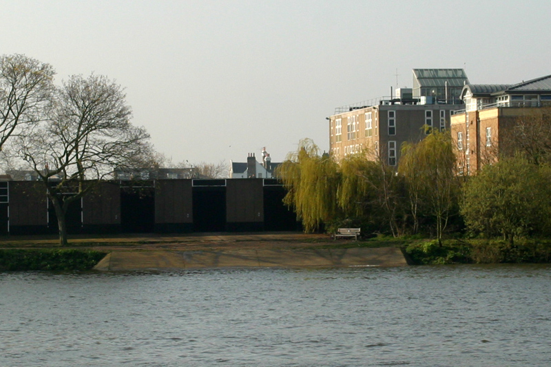 File:Boat Race St Paul's.jpg