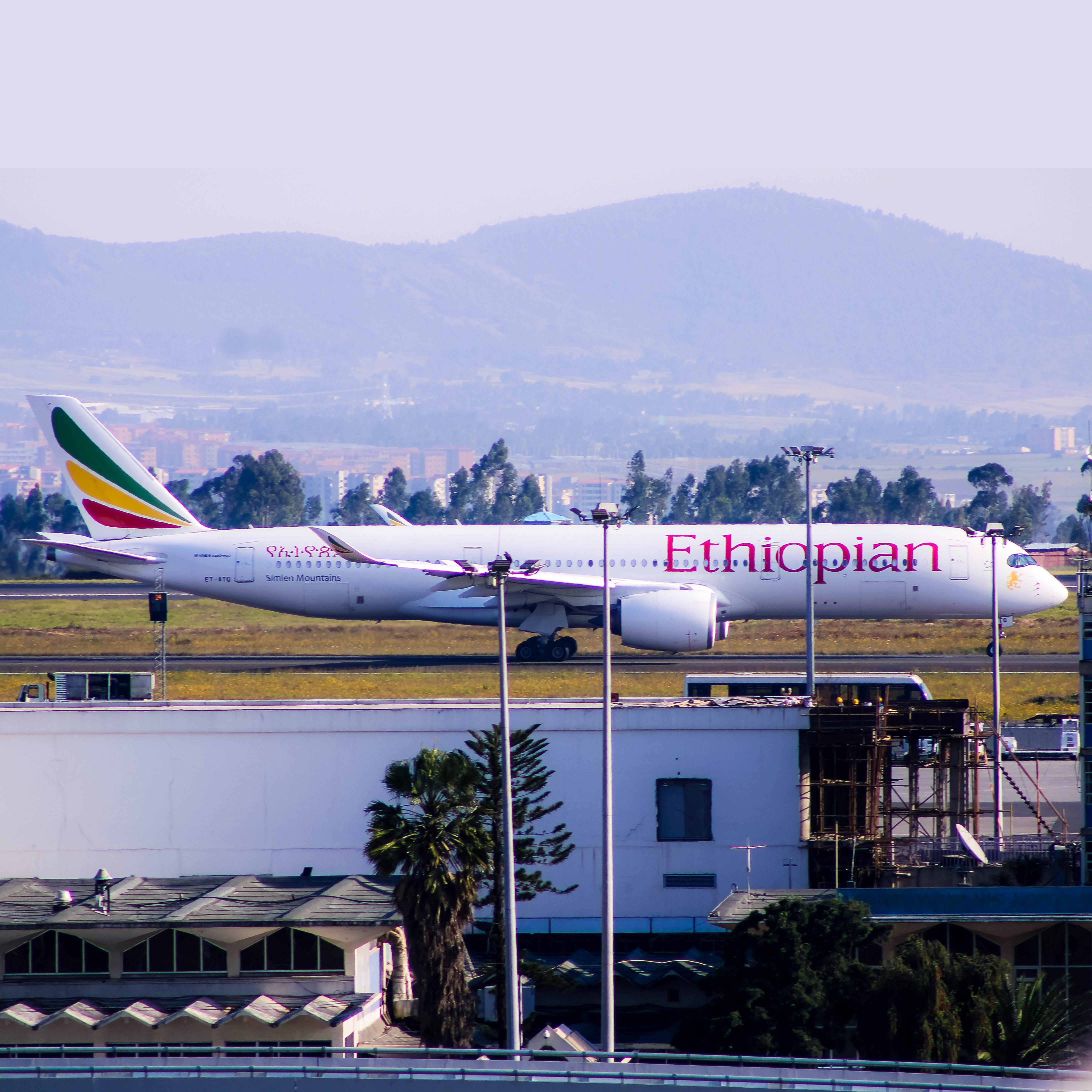 Et 761 ethiopian airlines. Ethiopian Airlines a350. Boeing 767 Ethiopian Airlines. Ethiopian Airlines a350-900. Ethiopian Airlines Boeing 757.