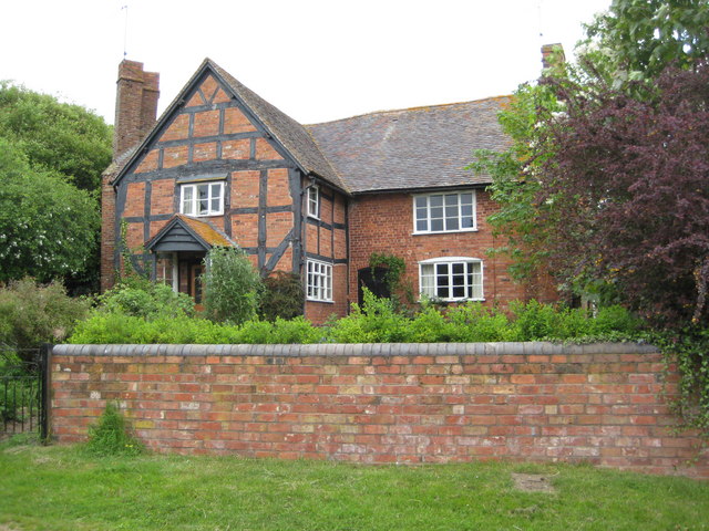 File:House in Bredicot - geograph.org.uk - 1291982.jpg