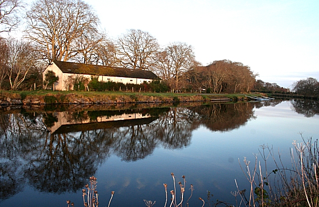 File:Inverness Rowing Club - geograph.org.uk - 1092445.jpg