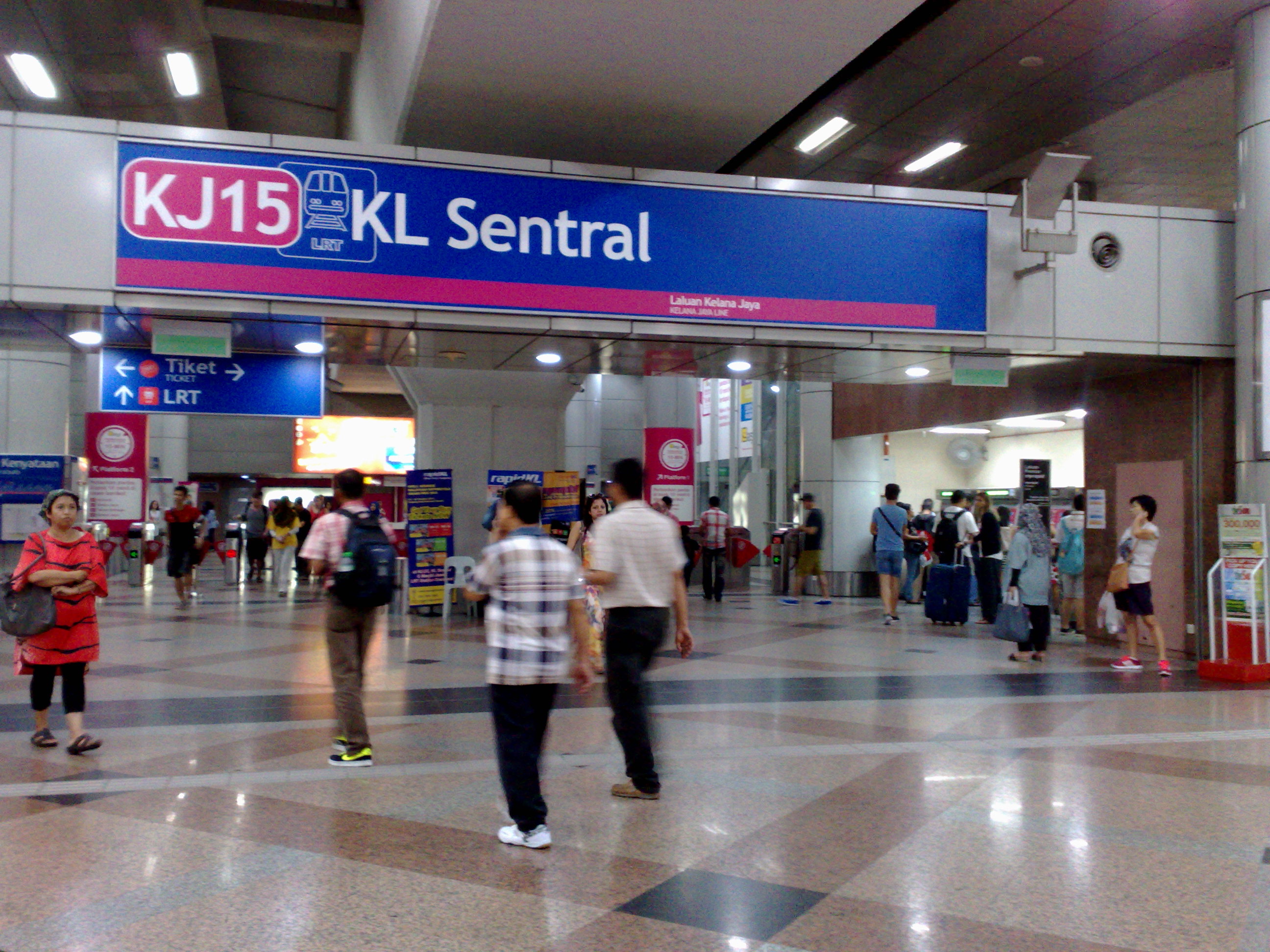 Fail:KL Sentral LRT station.jpg - Wikipedia Bahasa Melayu ...