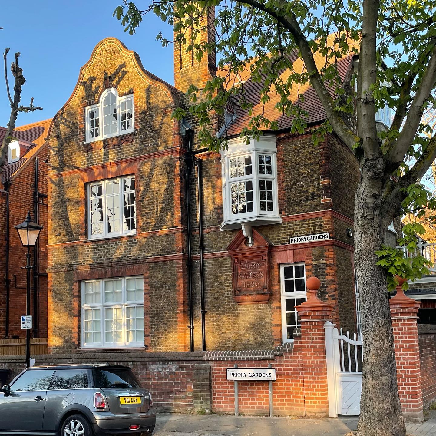 The society's headquarters, 1 Priory Gardens, [[Bedford Park, London]], built 1880 by [[E. J. May]] in [[British Queen Anne Revival architecture|British Queen Anne Revival style]]