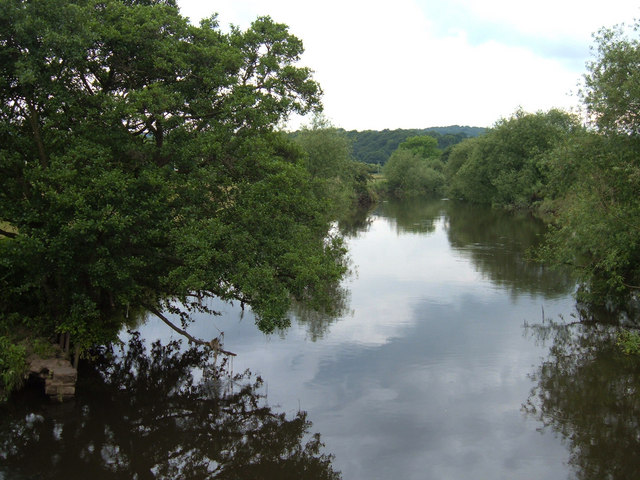 River Aire, Rodley - geograph.org.uk - 471123