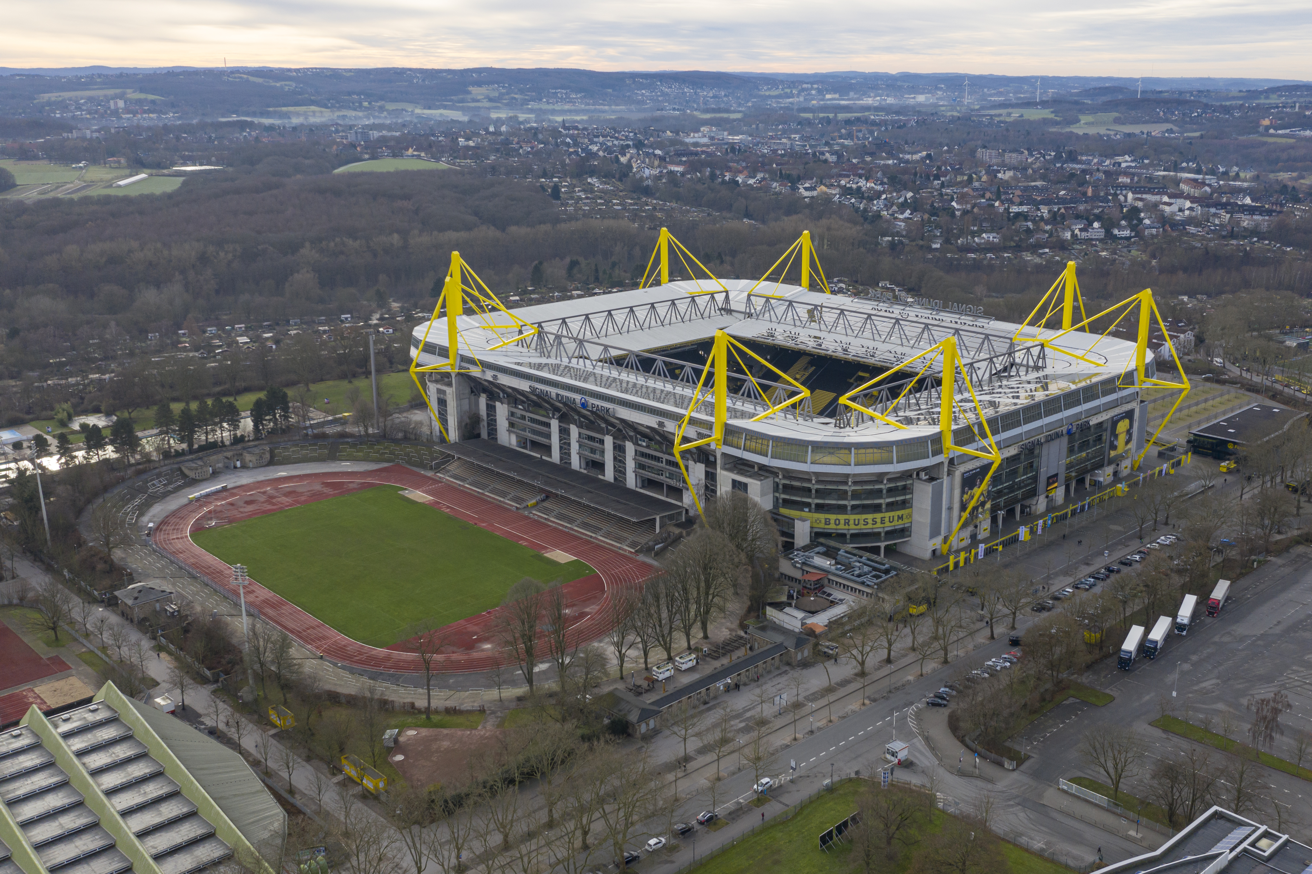 Datei Signal Iduna Park Stadium Dortmund 3 Jpg Wikipedia