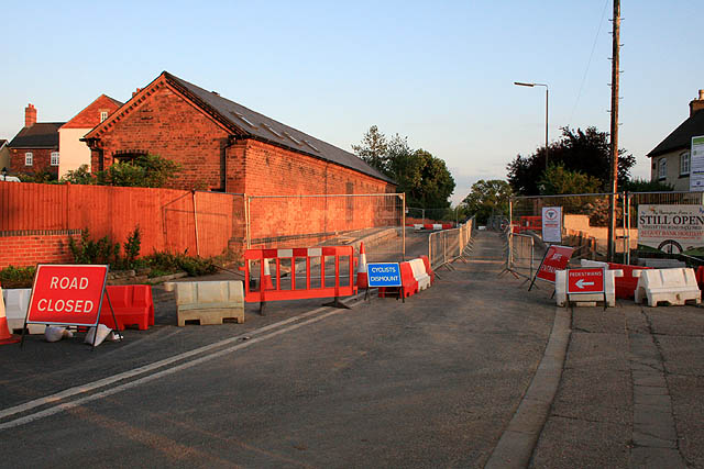 File:Tamworth Road is Closed - geograph.org.uk - 1437416.jpg