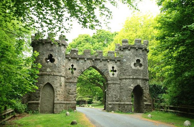 The Barbican Gate, Tollymore forest - geograph.org.uk - 805119