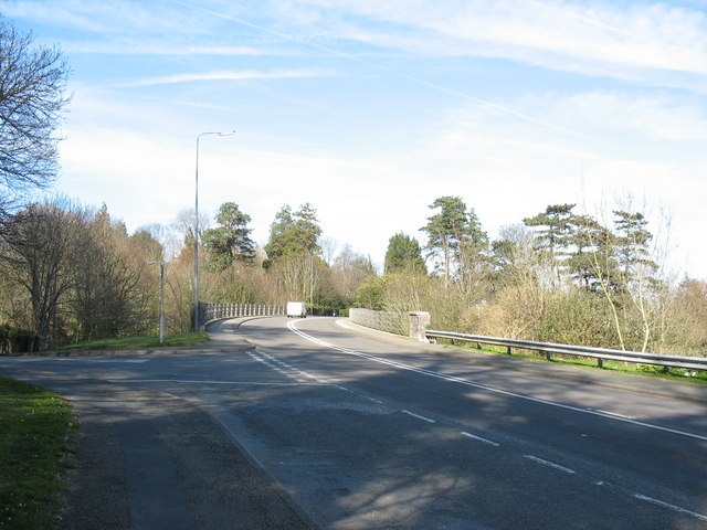 File:The new Cadnant Bridge and the turning to the old bridge - geograph.org.uk - 441321.jpg