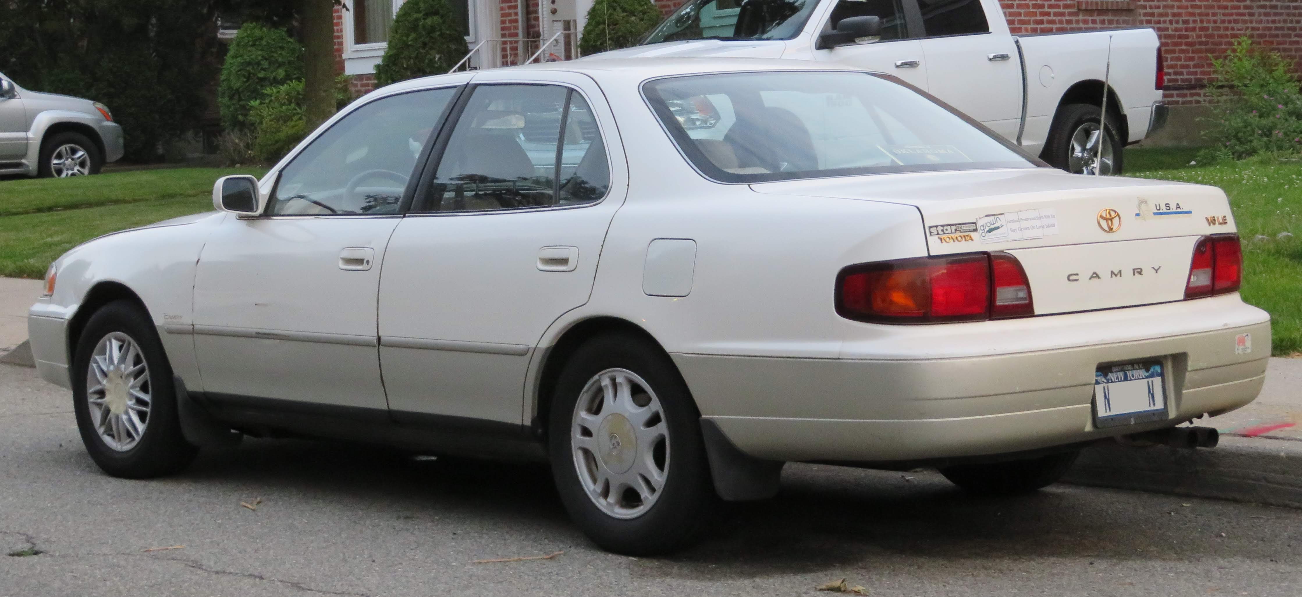 1996 toyota camry le