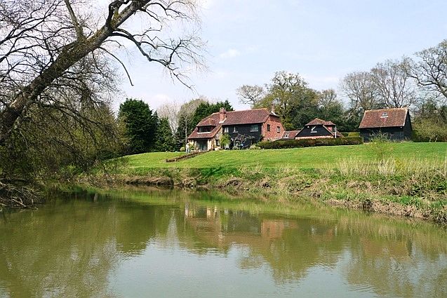 File:Arun journey - geograph.org.uk - 804310.jpg