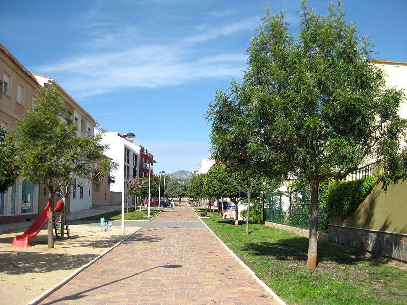 File:Beniarbeig passeig de Jaume I.jpg