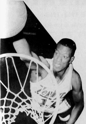 <span class="mw-page-title-main">Bill McGill</span> American basketball player