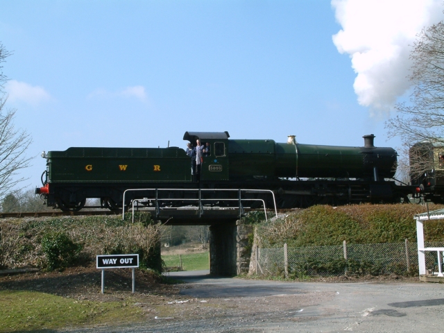 File:Buckfastleigh Station - geograph.org.uk - 885429.jpg