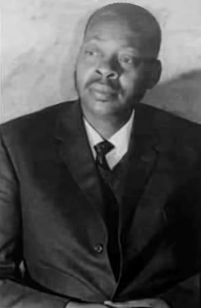 <span class="mw-page-title-main">Cyprian Bhekuzulu</span> King of the Zulus