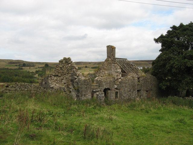 File:Derelict cottage - geograph.org.uk - 1414986.jpg