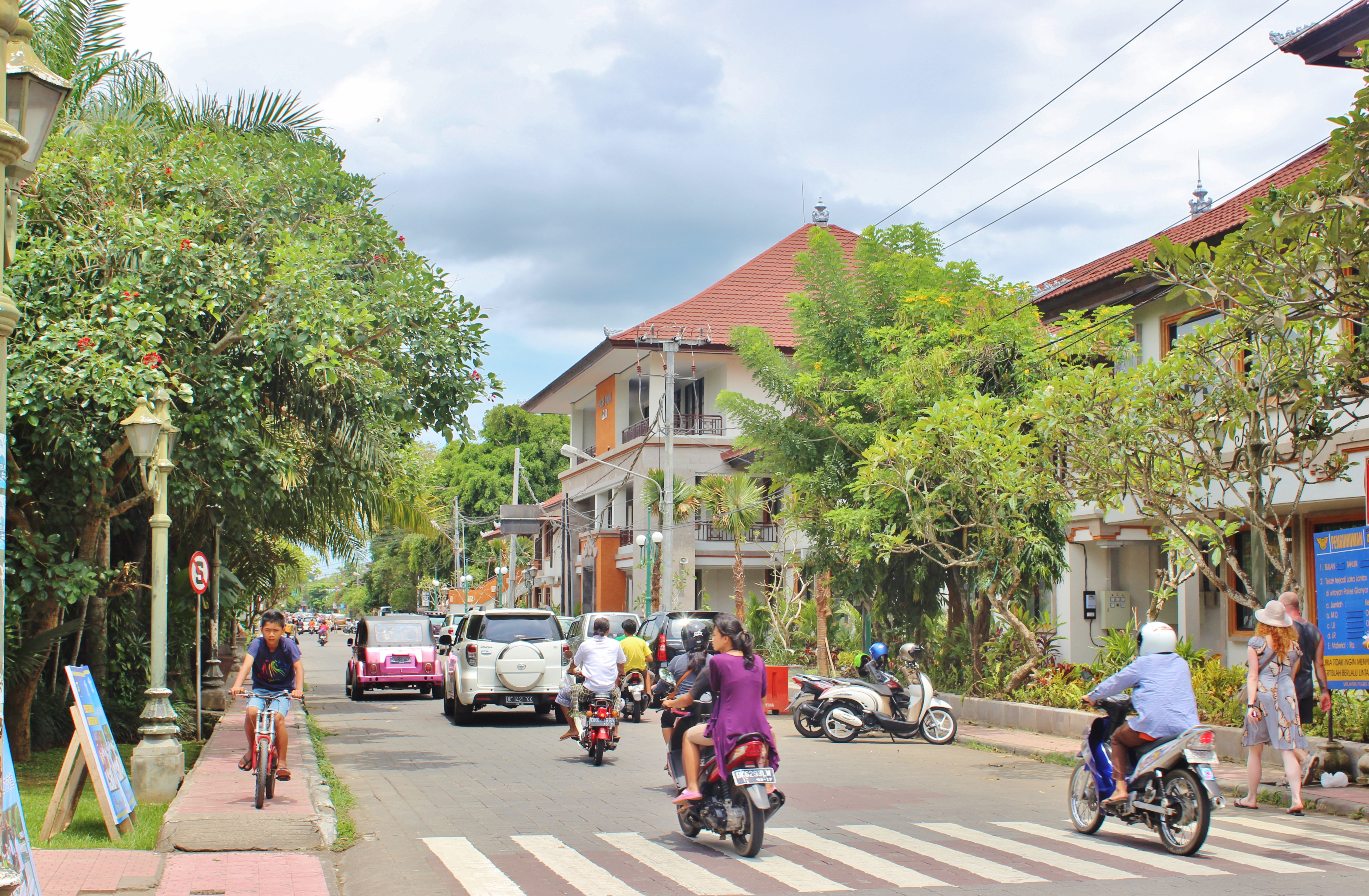 File Downtown  Ubud Bali  Indonesia panoramio 9 jpg 