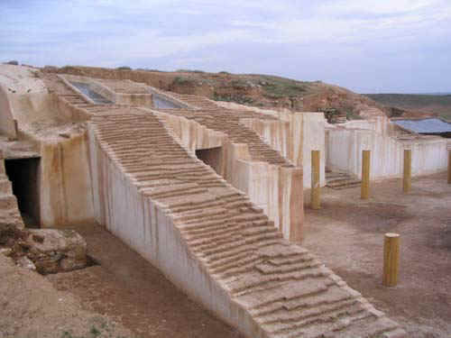 File:Ebla ziggurat.jpg