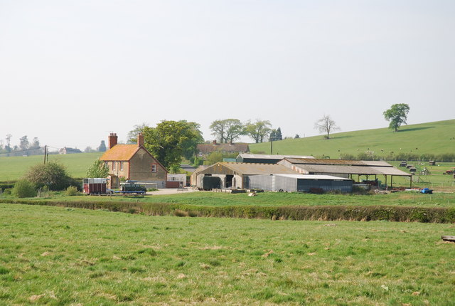 File:Fry's Farm - geograph.org.uk - 408876.jpg