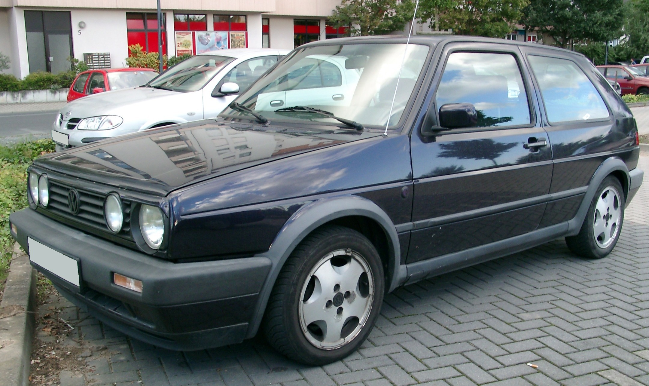 Купить фольксваген гольф бу на авито. Фольксваген гольф 2 1993. Golf mk2 Limited. Гольф 2 Estoril. Фольксваген гольф 2 Рестайлинг.