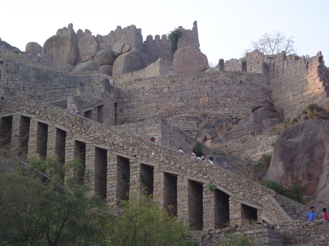 File:Golkonda Fort 09.JPG