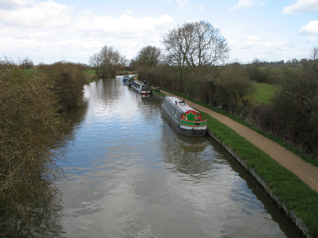 File:Grand Union Canal - Stoke Hammond - geograph.org.uk - 153739.jpg