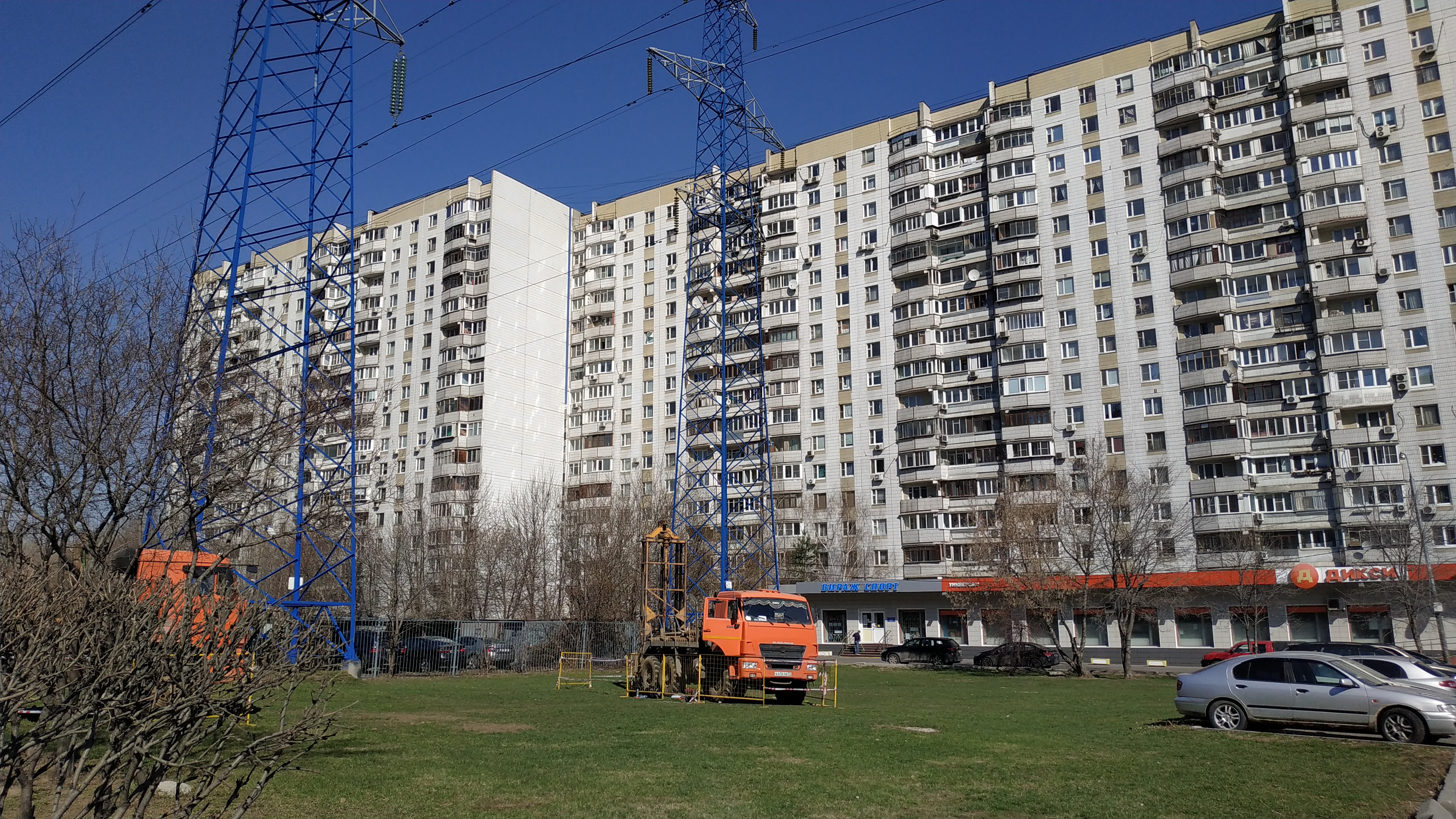 Кантемировская улица москва. Кантемировская улица Москва дом Шатунова. Сабурово фото. Стартовая площадка Кантемировская 39. Широкая улица Москва Медведково.