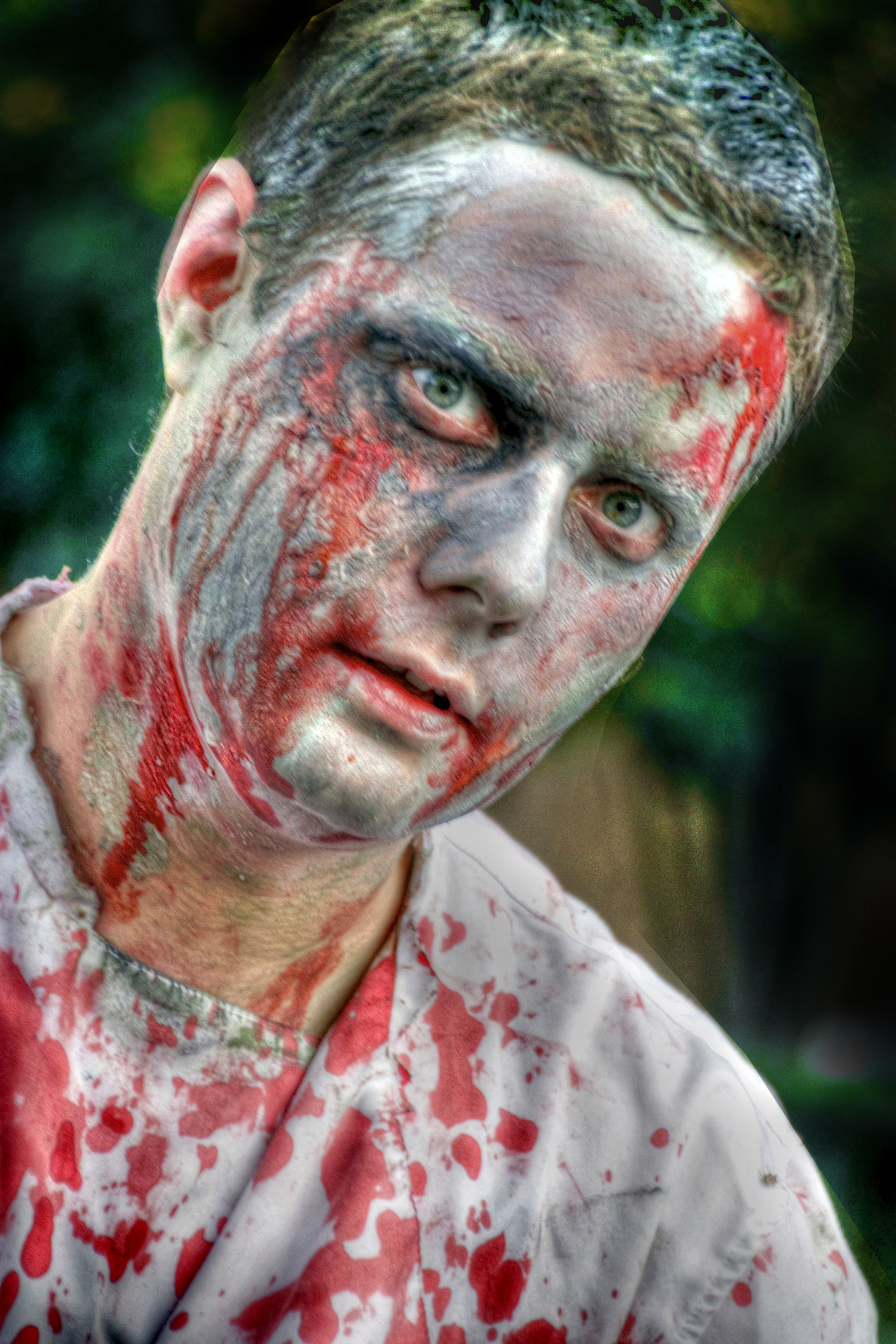 File:Zombie costume portrait.jpg - Wikipedia