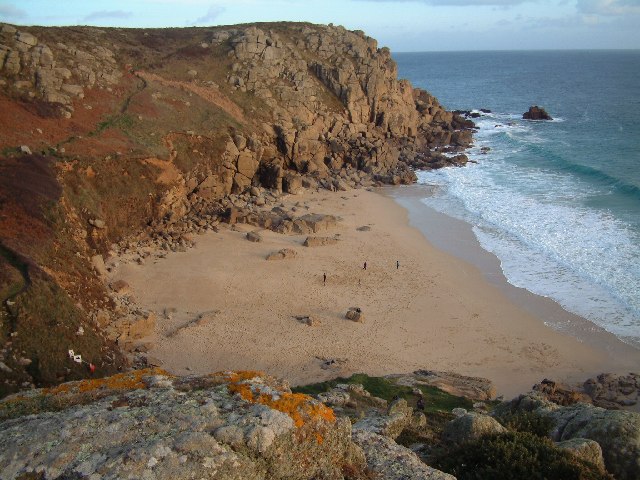 File:Porth Chapel Beach - geograph.org.uk - 23635.jpg