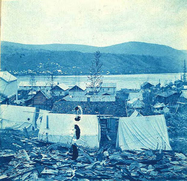 File:Tents and cabins near the Yukon River at Dawson, 1898 (AL+CA 7102).jpg