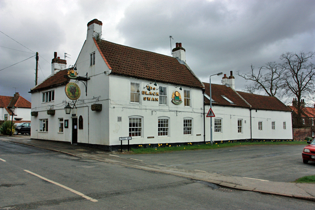 The Black Swan, Brandesburton - geograph.org.uk - 1224571