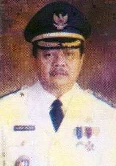 File:Wali Kota Sukabumi Mokh. Muslikh Abdussyukur.jpg