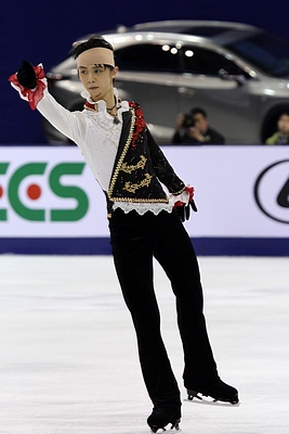 File:Yuzuru Hanyu at 2014 Cup of China.jpg