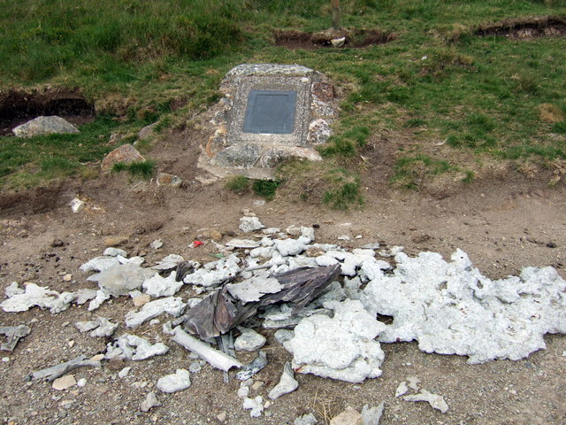 File:1944 crash site, plaque and remnants - geograph.org.uk - 464012.jpg