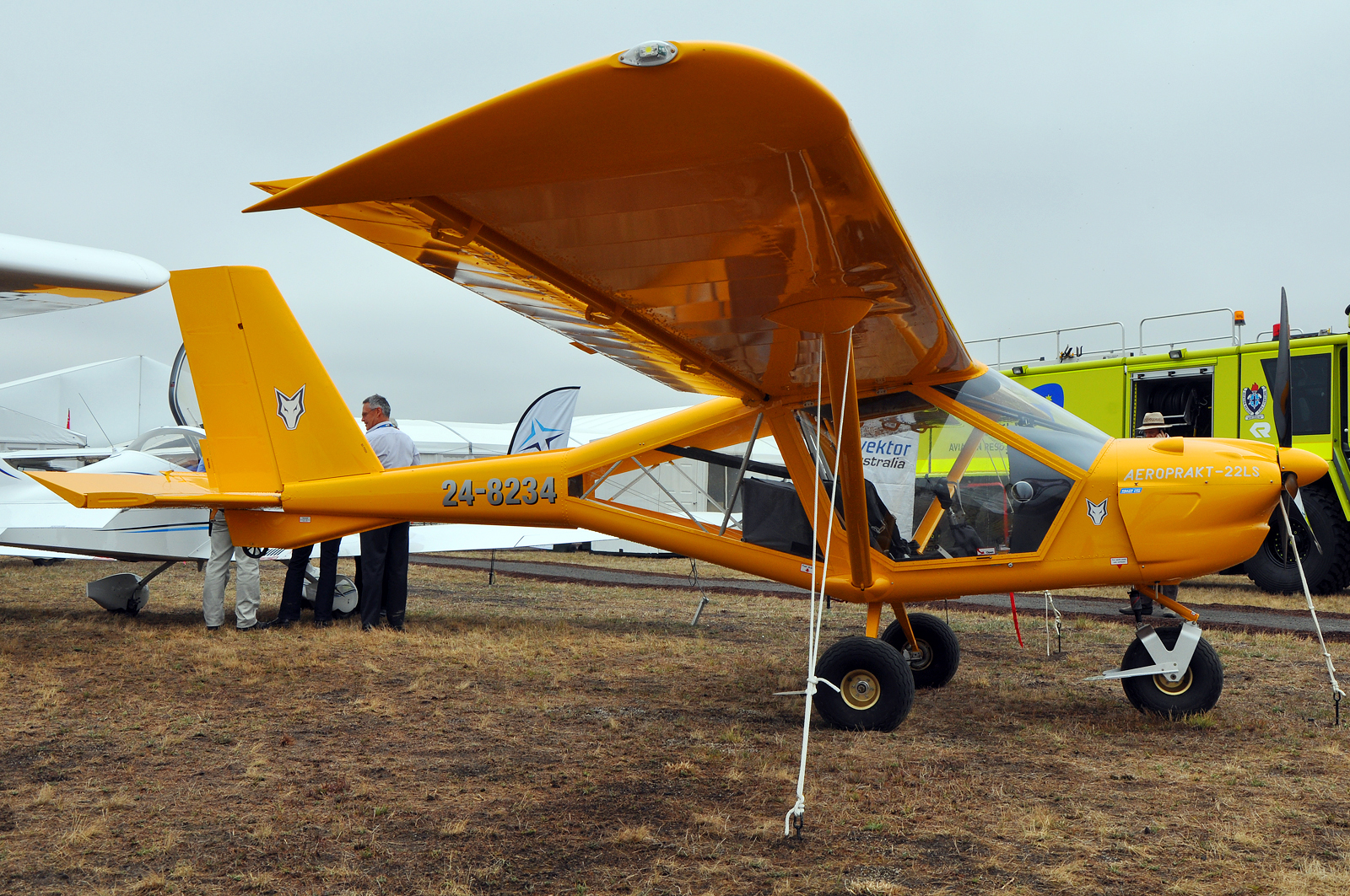 А 22 самолет характеристики. А22 Аэропракт а 22. Аэропракт а-22 кабина. Aeroprakt a22 LS Foxbat. Легкомоторный самолет Аэропракт a-22.