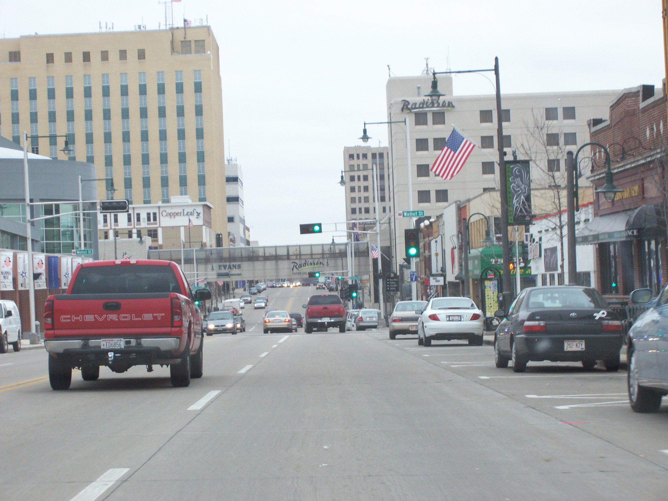 File AppletonWisconsinDowntown1 jpg Wikimedia Commons