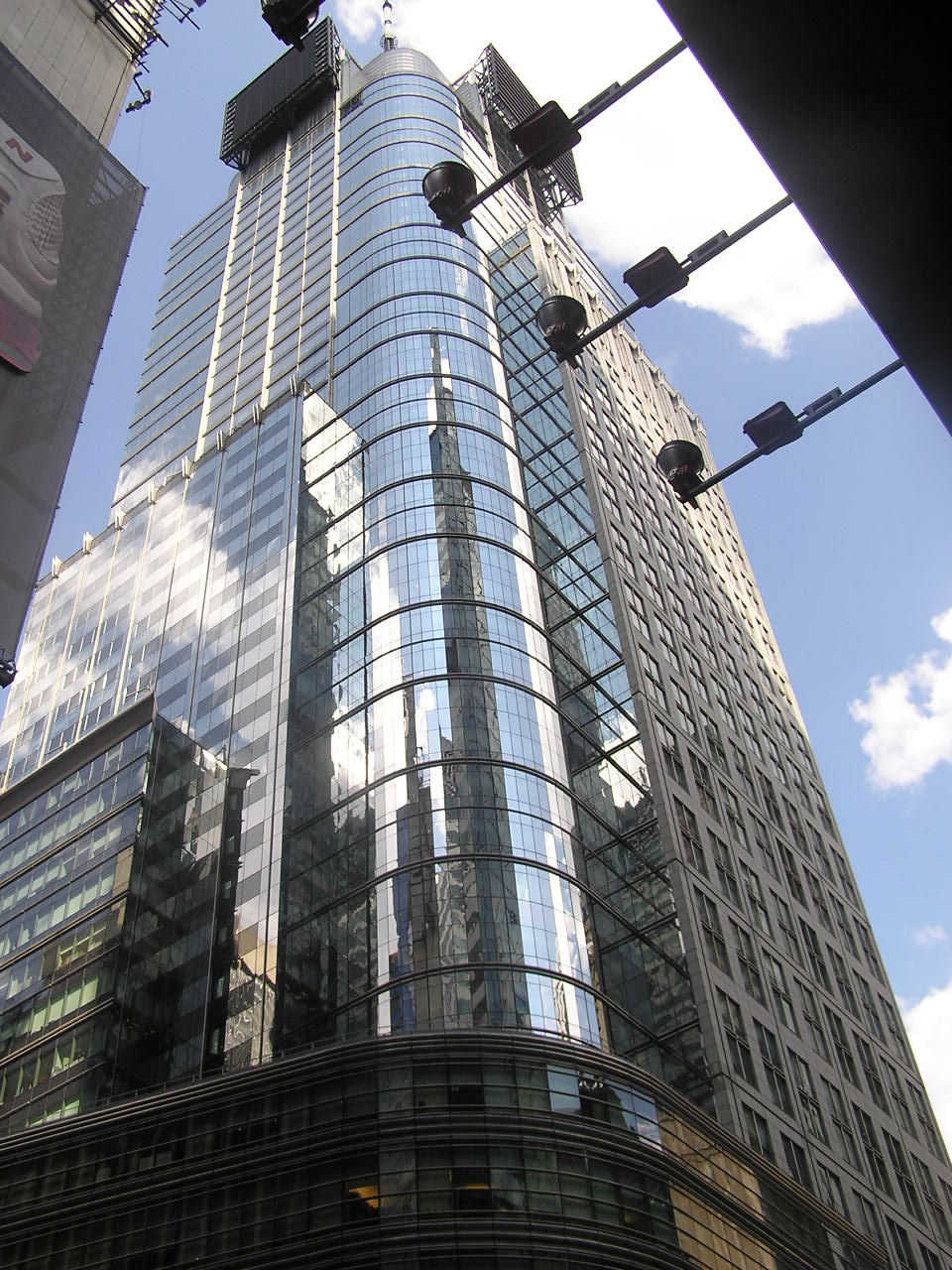 File:Condé Nast Building Times Square.jpg - Wikipedia