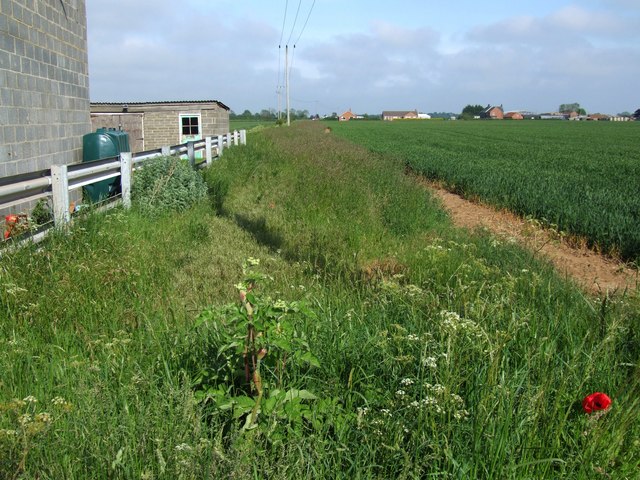 File:Course of the former Spilsby to Firsby Railway - geograph.org.uk - 452129.jpg