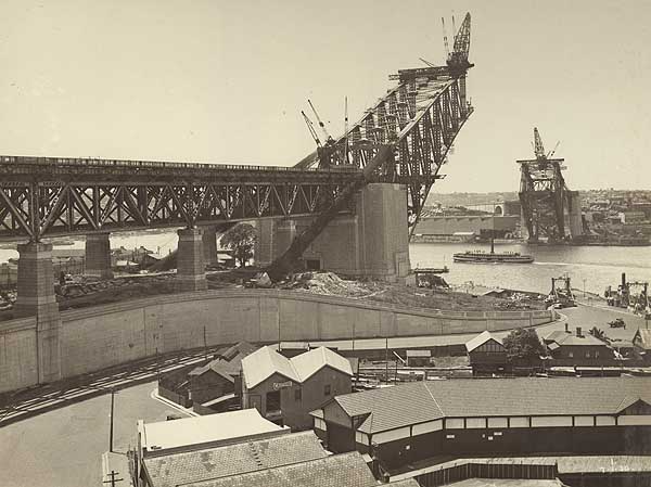 File:Early construction, Sydney Harbour Bridge.jpg