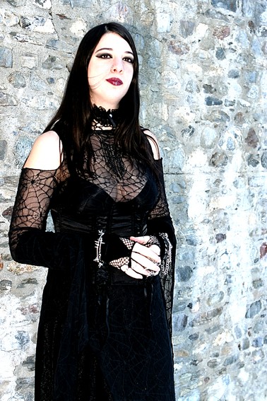 File:Fille-goth.jpg