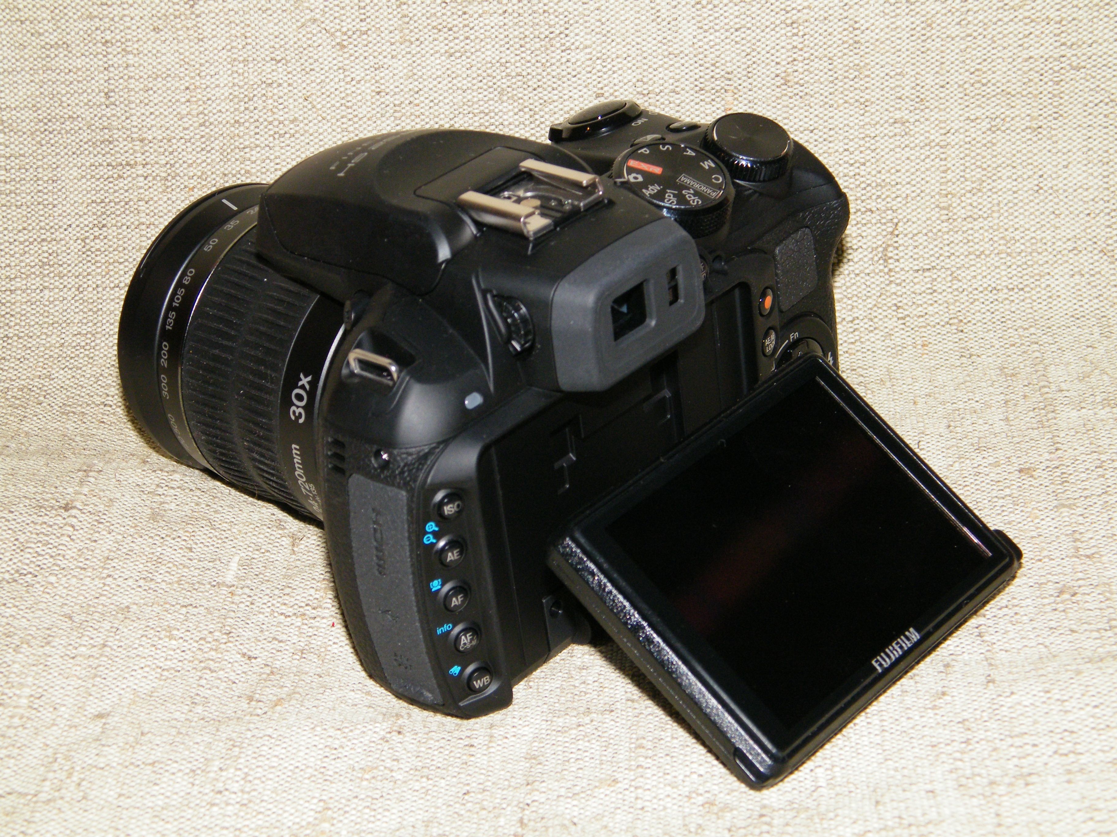 File:Fujifilm FinePix фото3.JPG - Wikimedia Commons