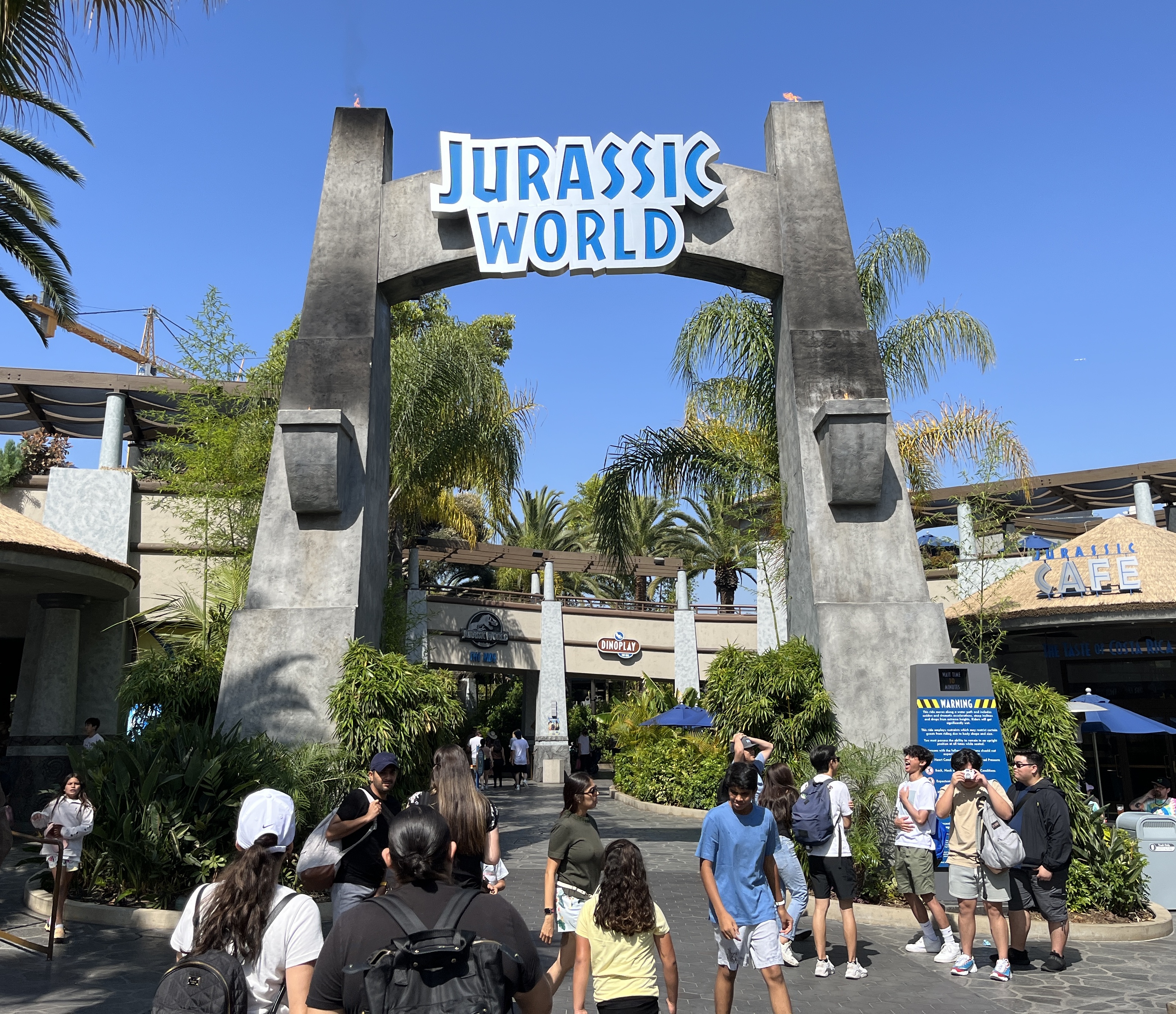 Jurassic World: The Ride - Wikipedia