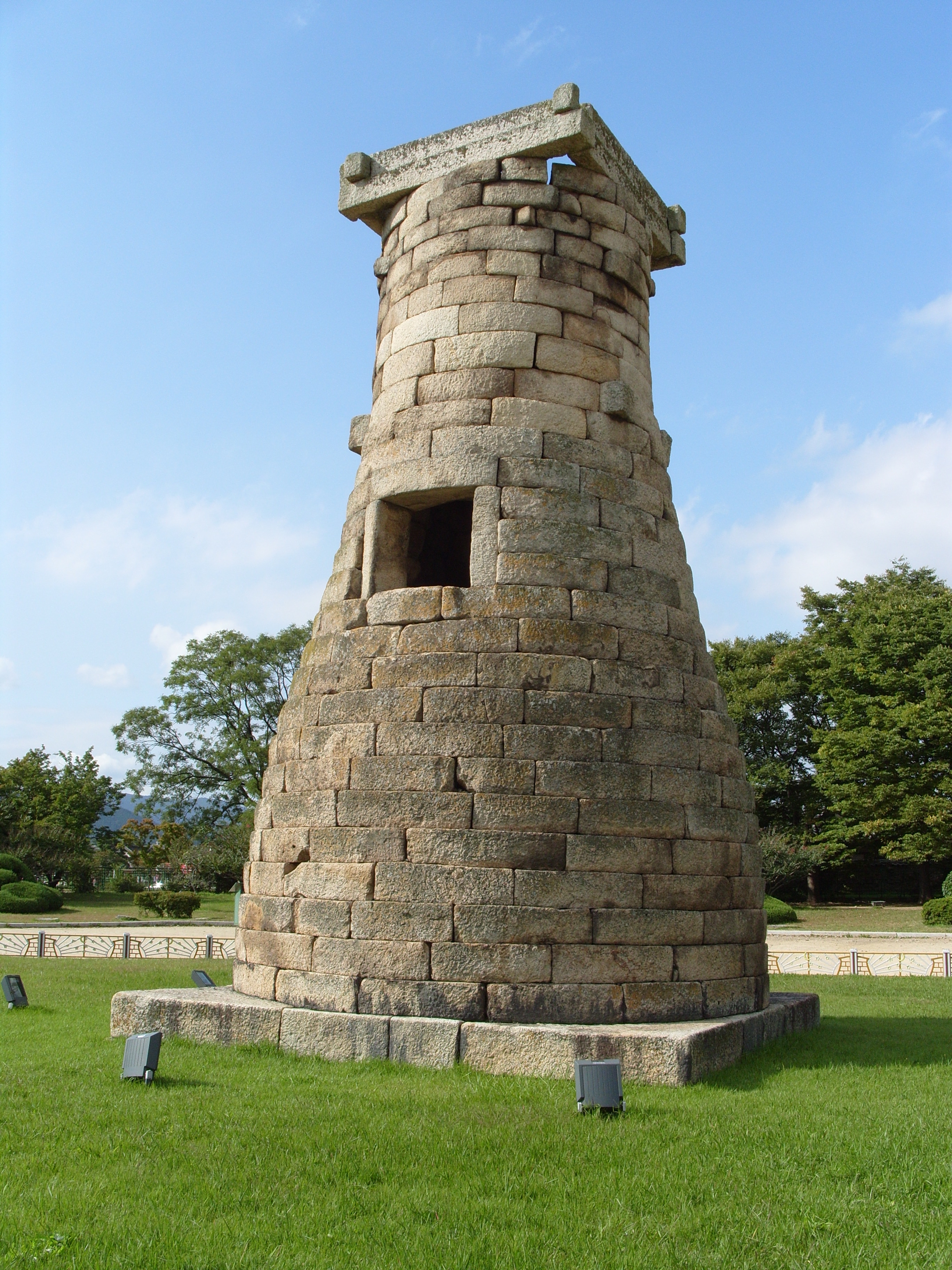 Cheomseongdae in Gyeongju (South Korea)