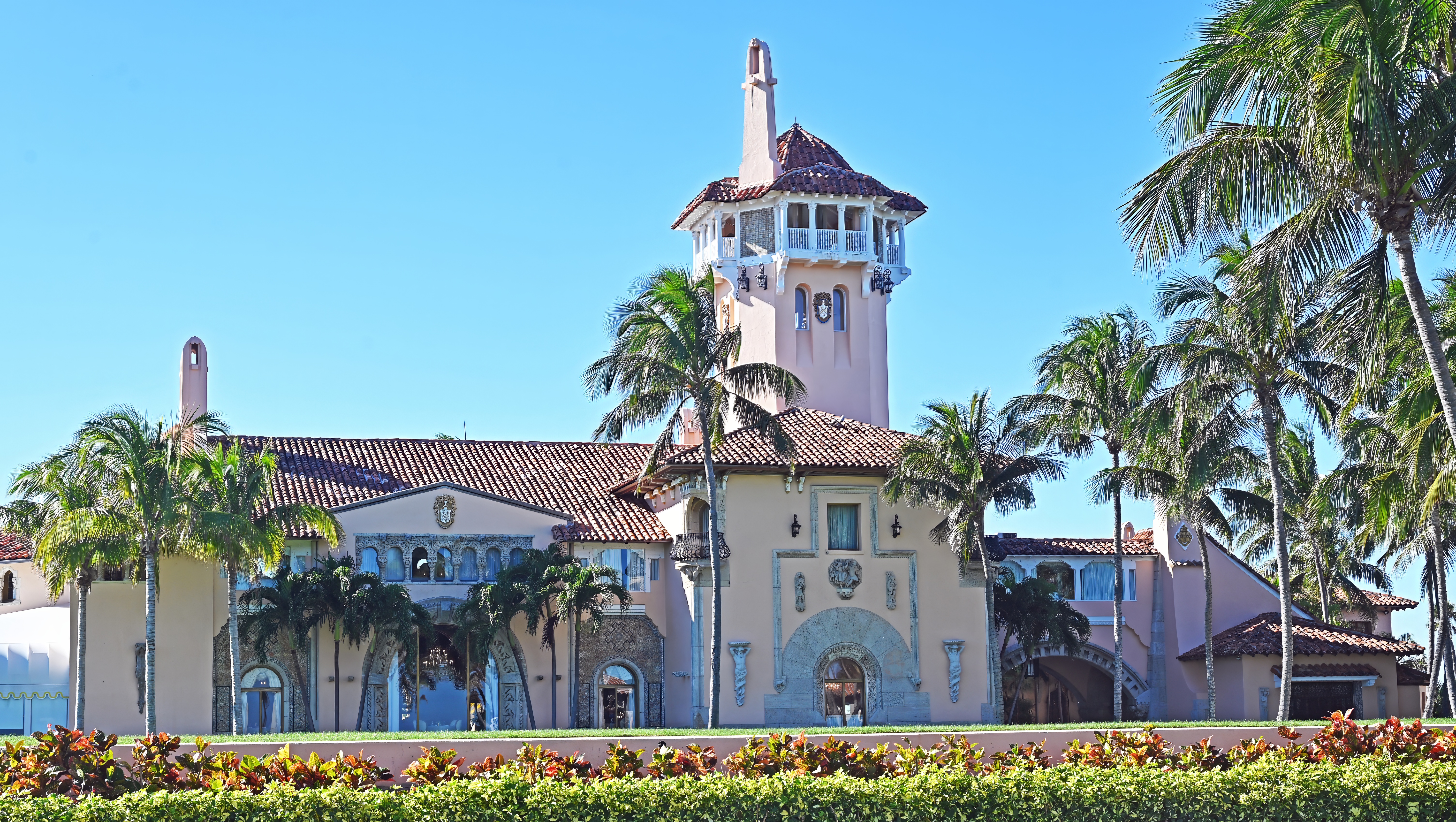 Election 2020: Behind Palm Beach, home of Trump's Mar-a-Lago - Los